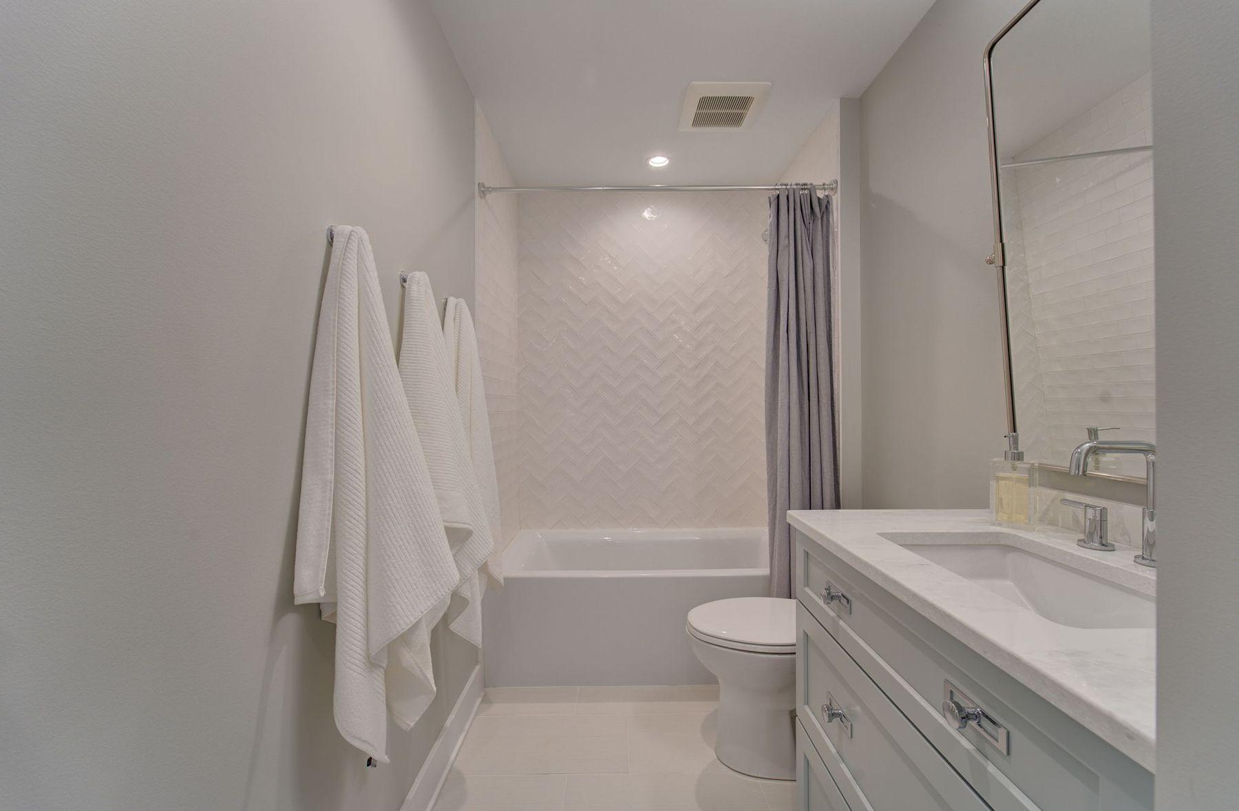 6620 Buckthorn Drive NW