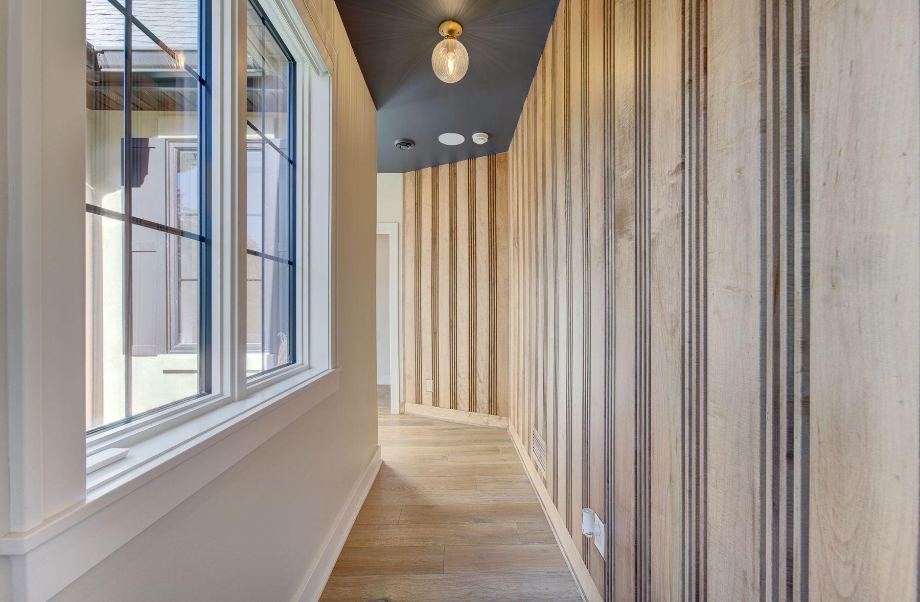 6620 Buckthorn Drive NW