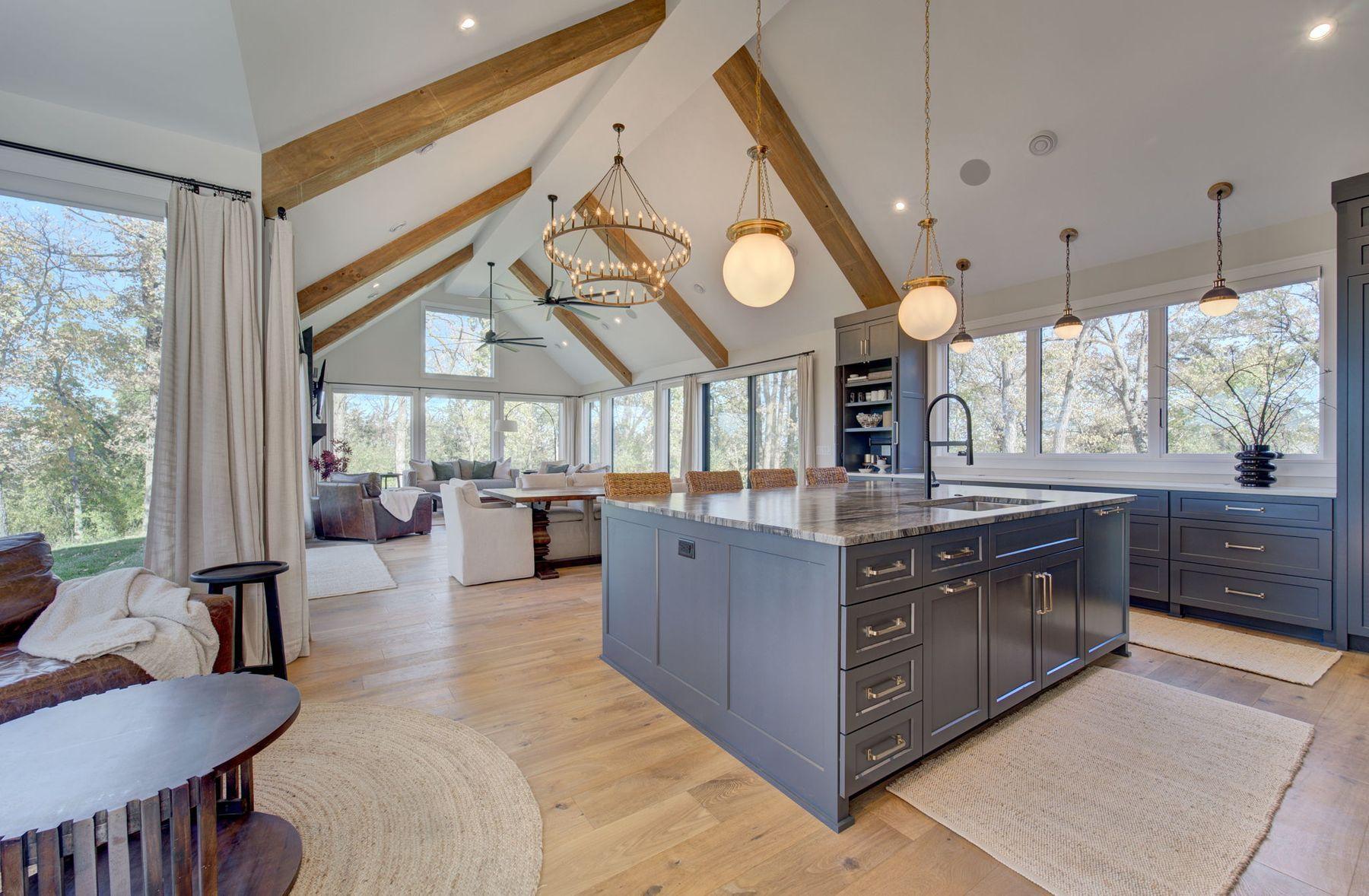 6620 Buckthorn Drive NW