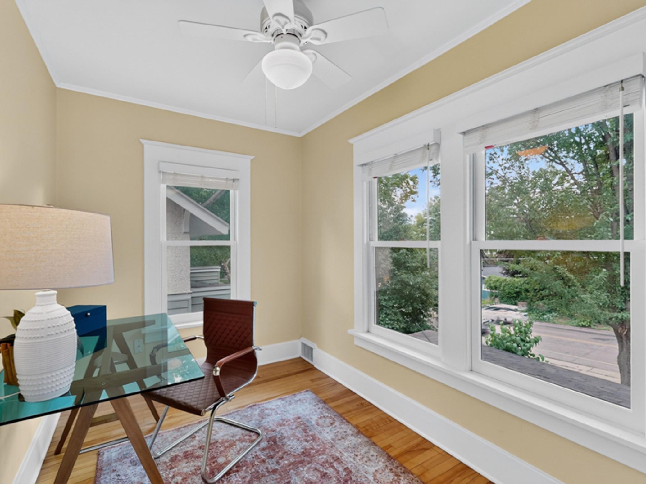 811 6th Street SW