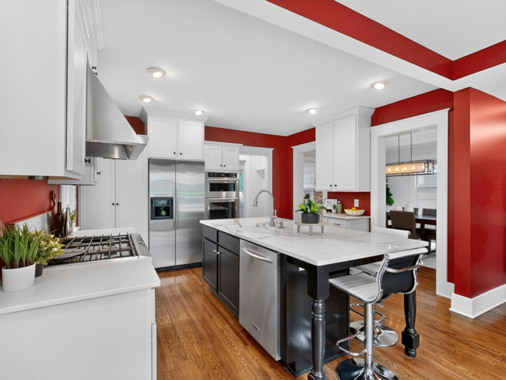811 6th Street SW