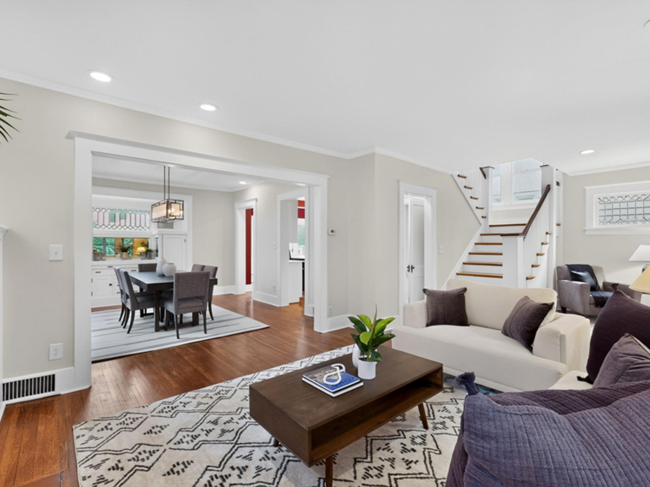 811 6th Street SW