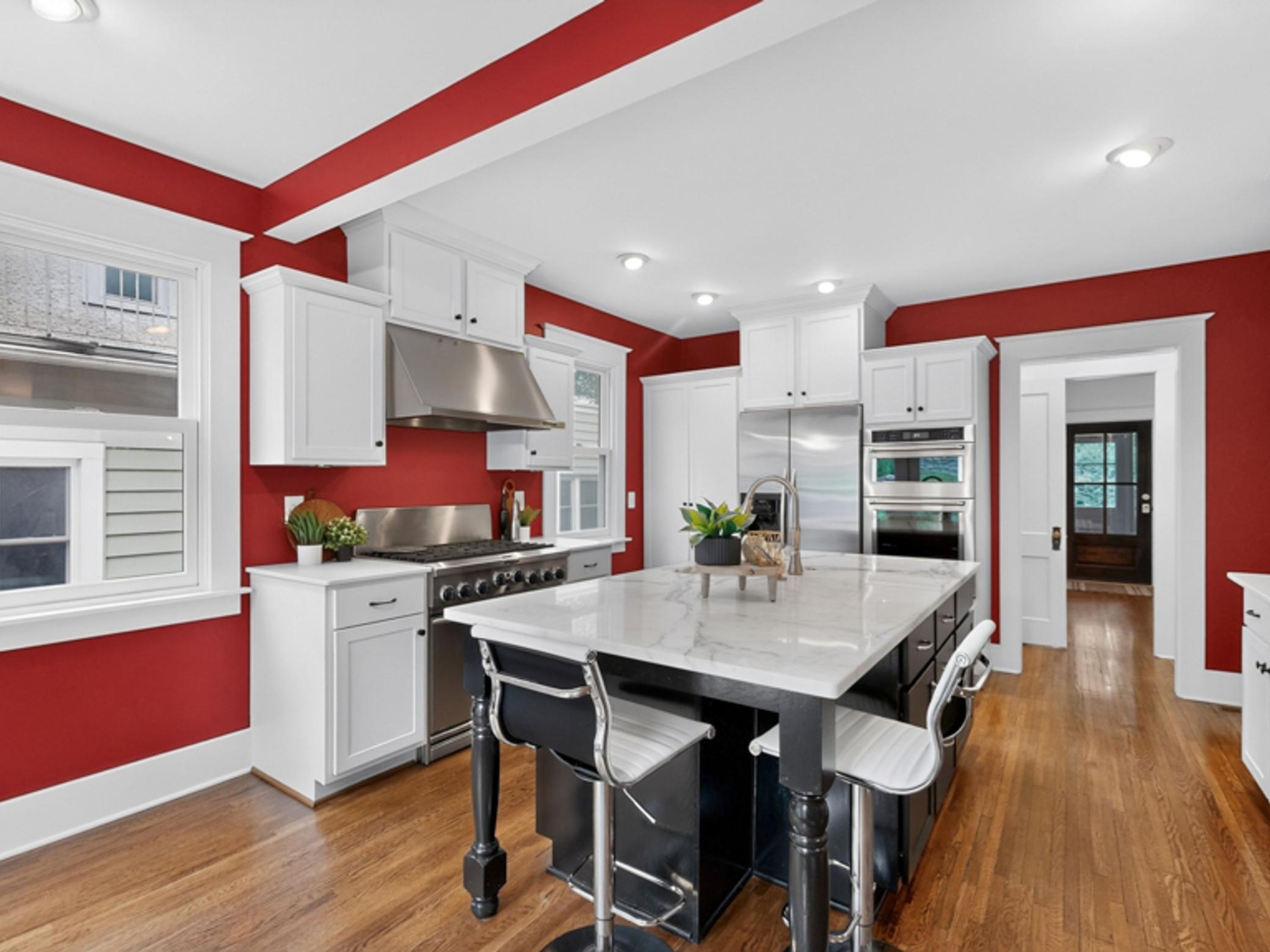 811 6th Street SW