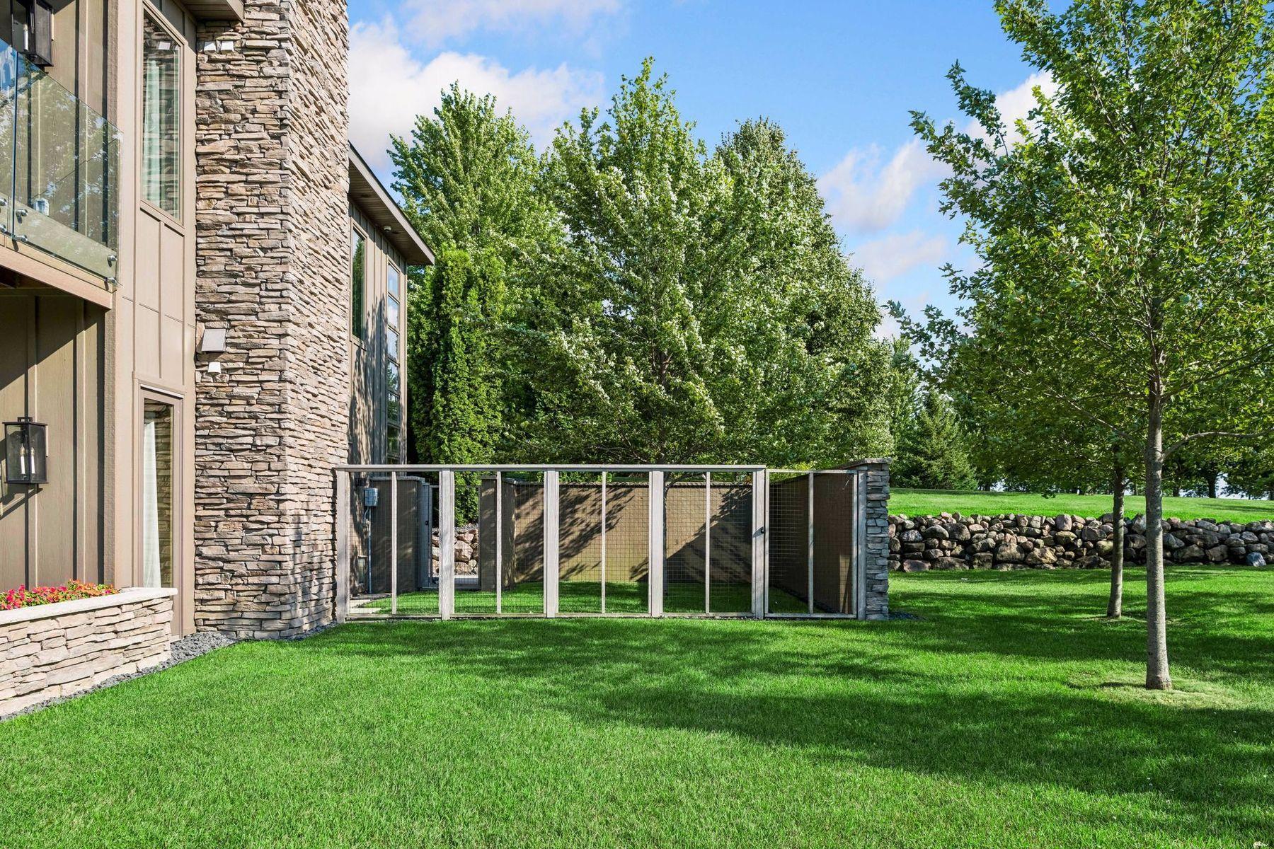 14720 Old Highway 14