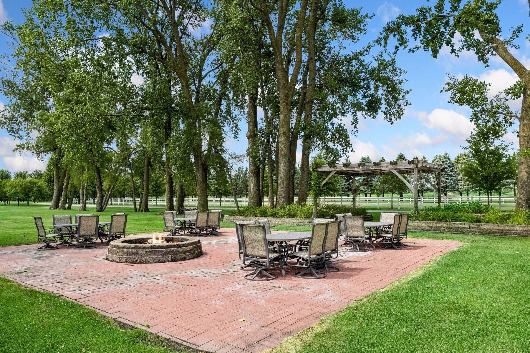 14720 Old Highway 14