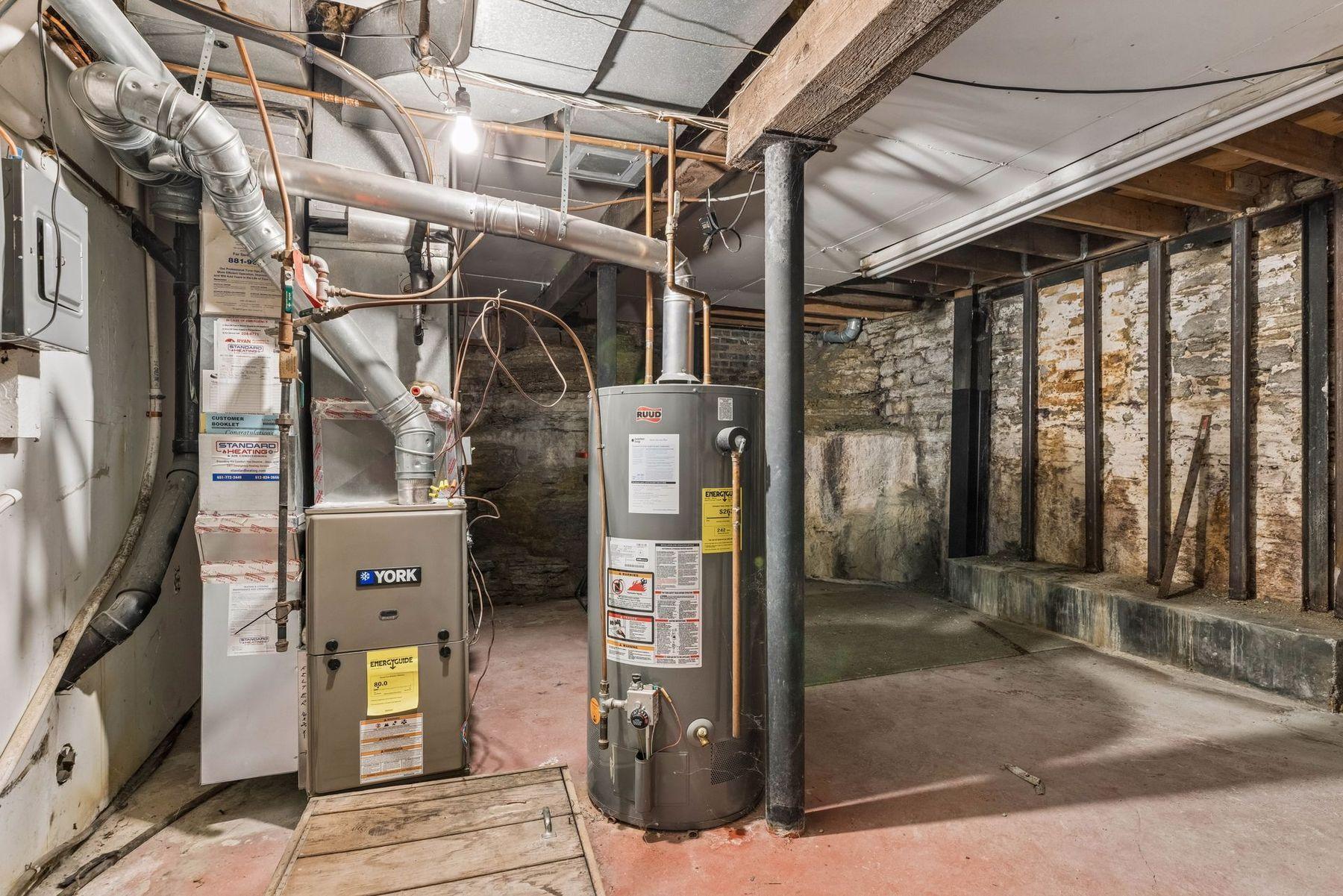 16 Grove Street Unit: 16B