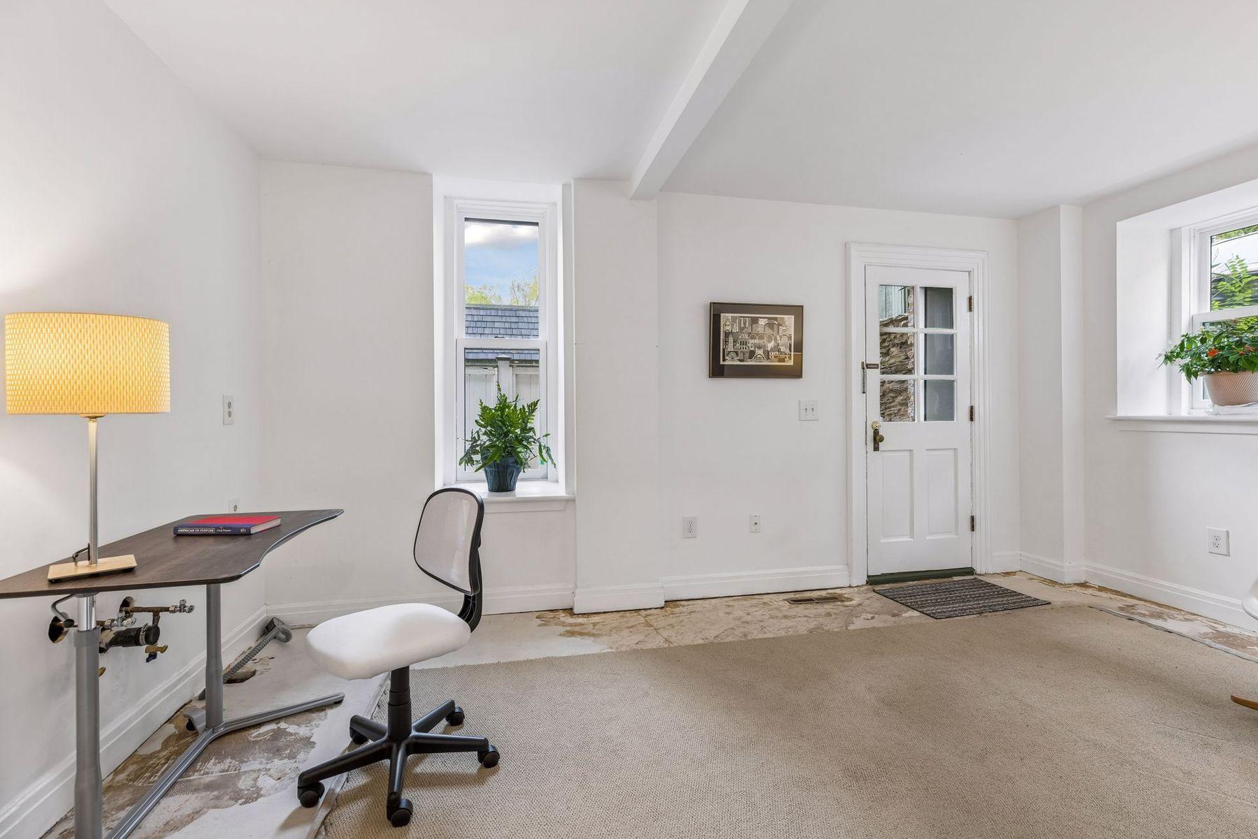 16 Grove Street Unit: 16B