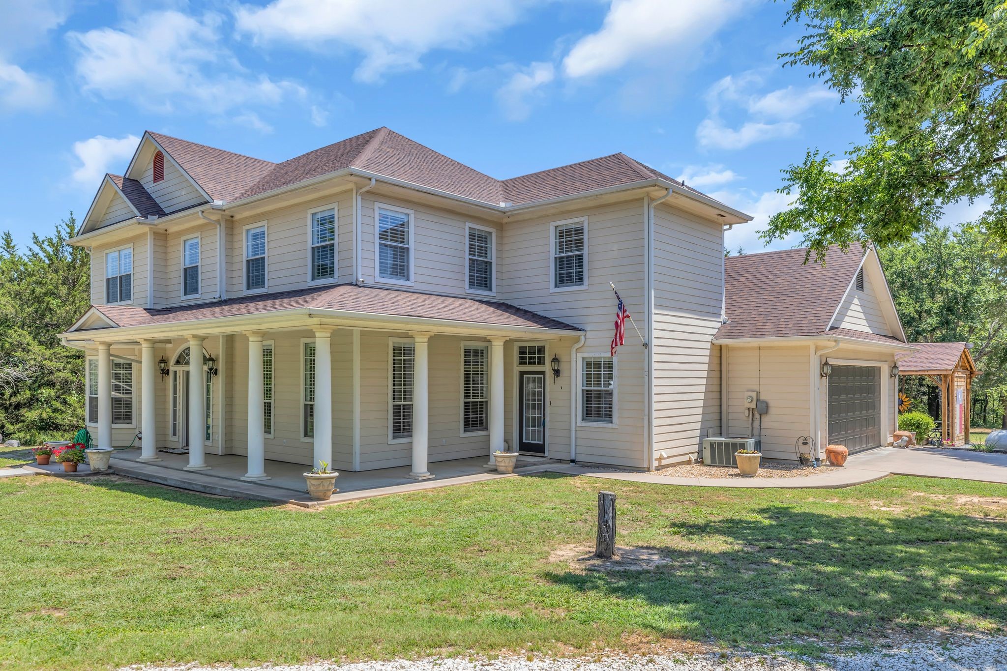 82 County Rd 2253