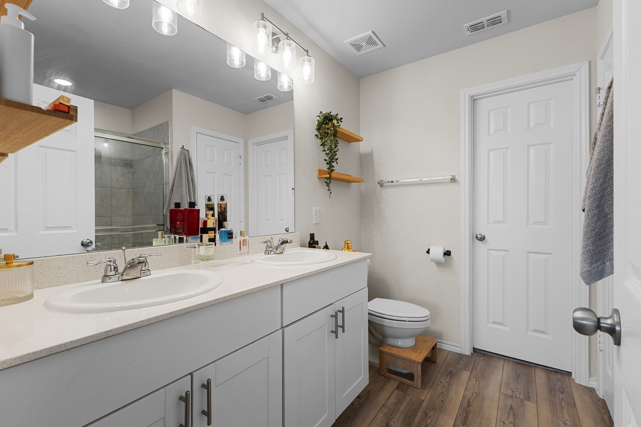 1949 Indian Grass Drive