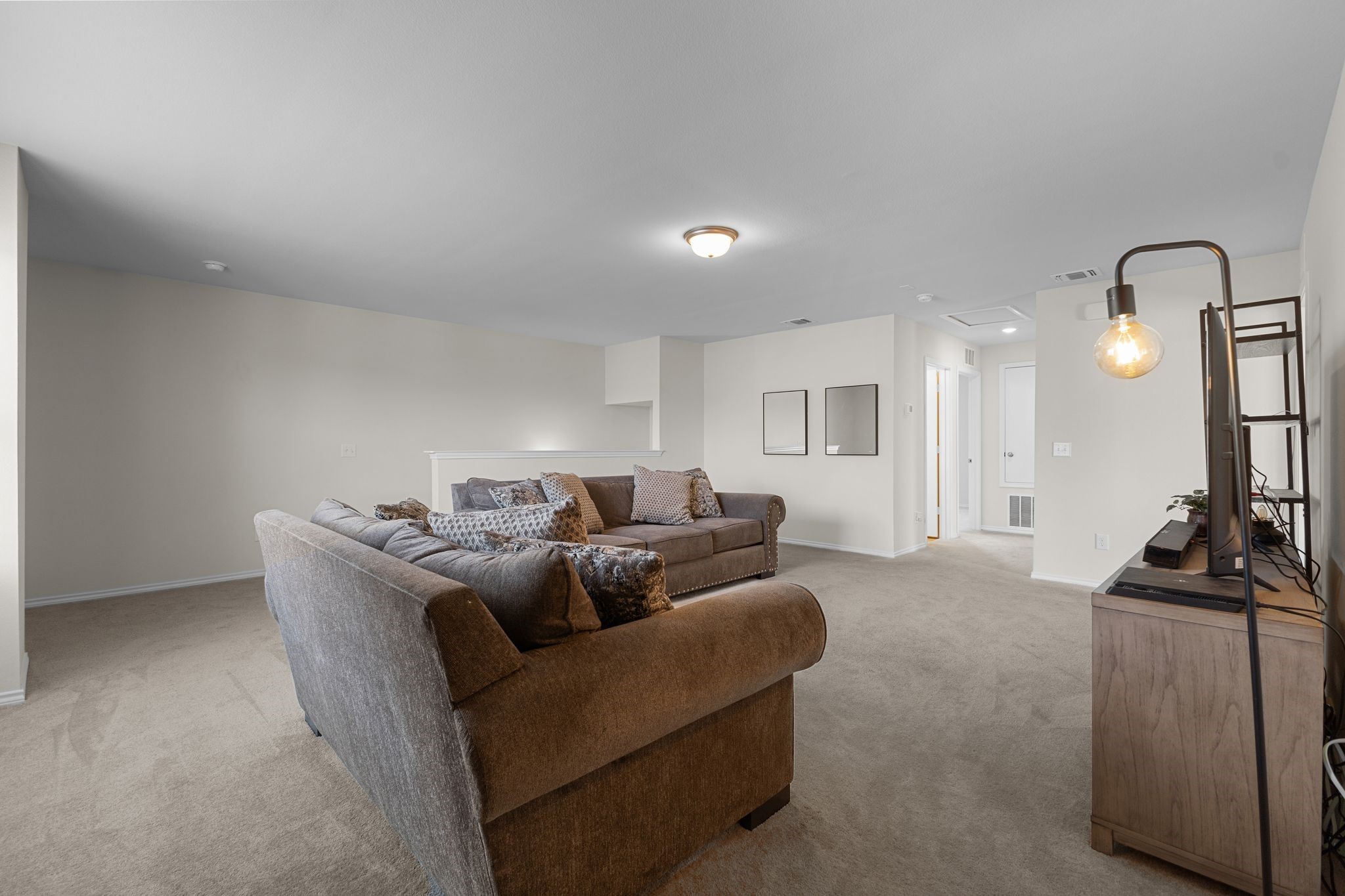 1949 Indian Grass Drive