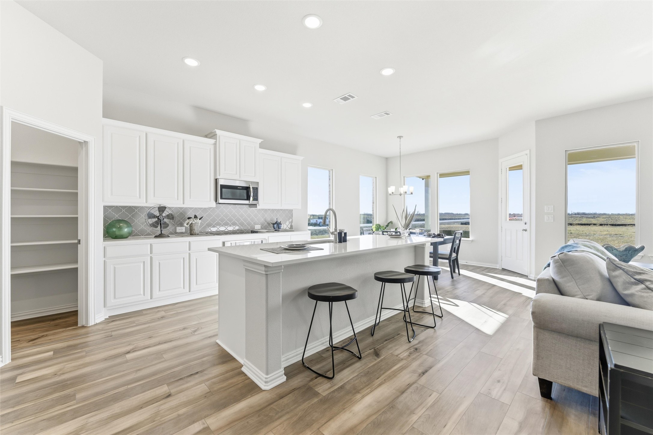 2050 County Road 200