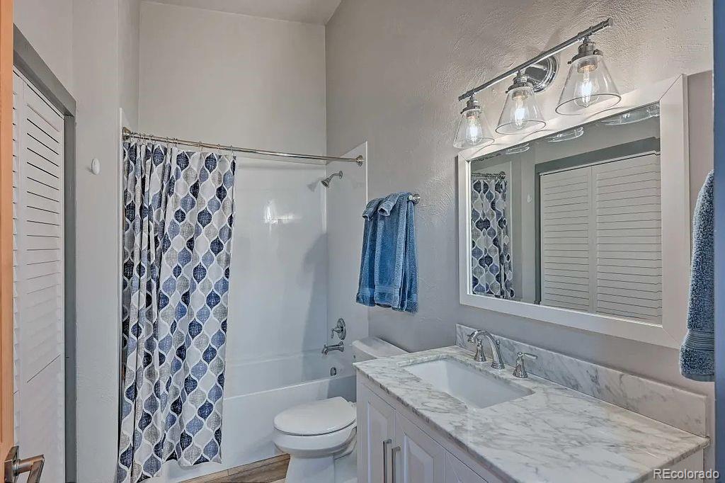 623 Cedar Lane Unit: C 203
