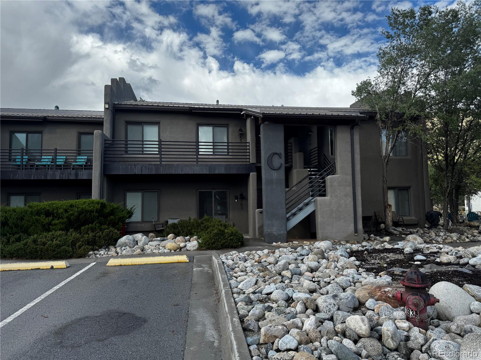 623 Cedar Lane Unit: C 203
