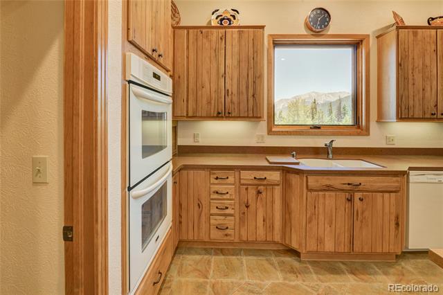30180 Mountaintop Drive