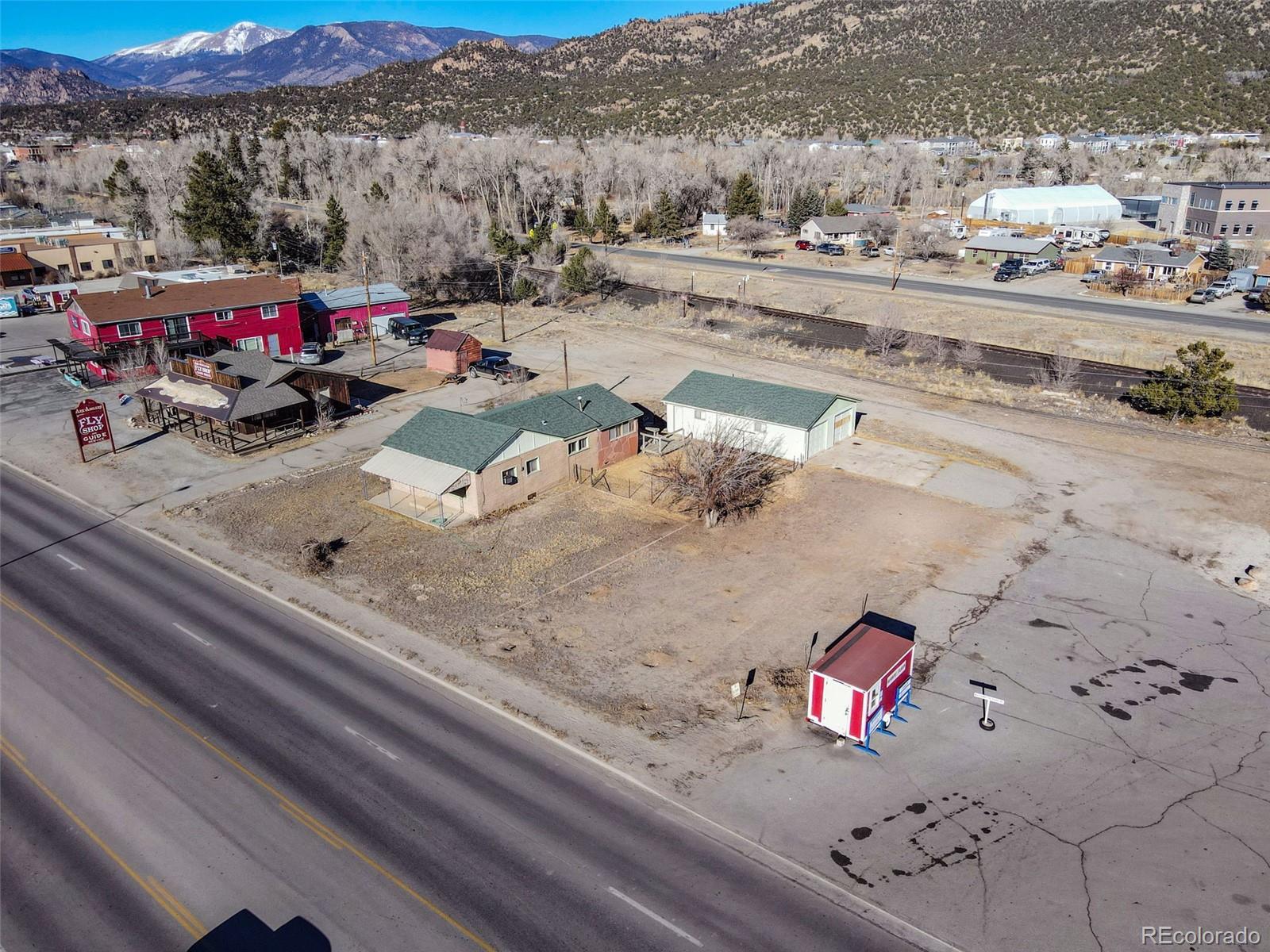521 US Highway 24