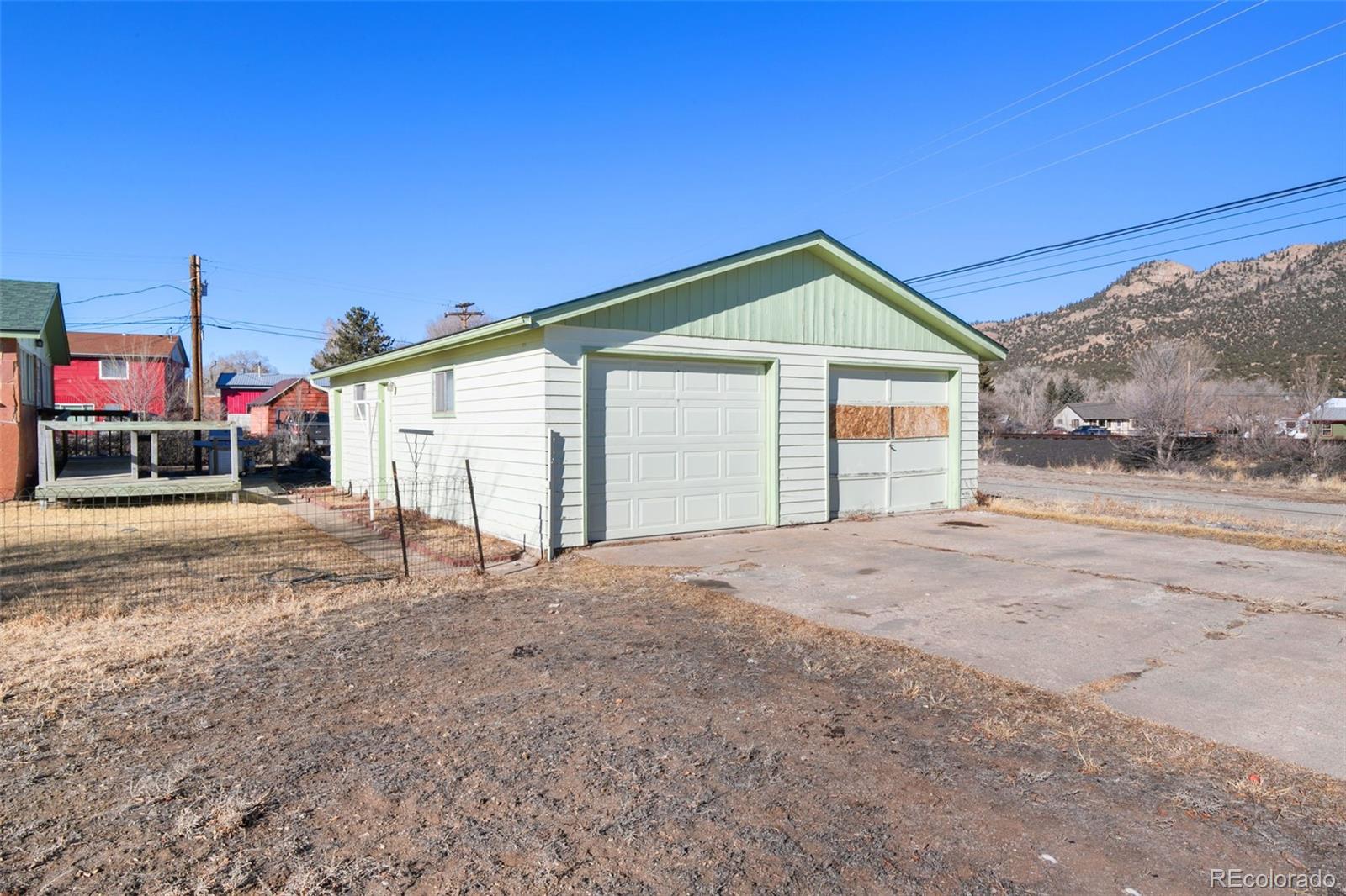 521 US Highway 24