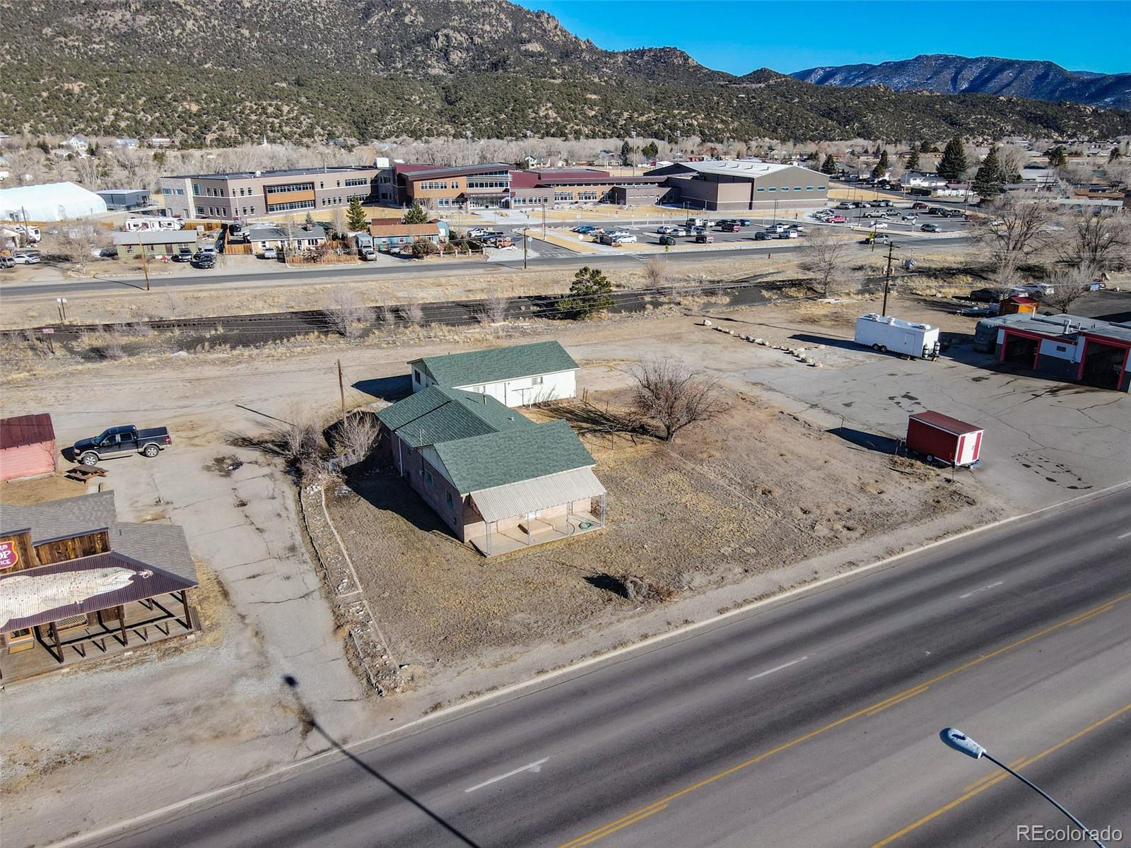 521 US Highway 24