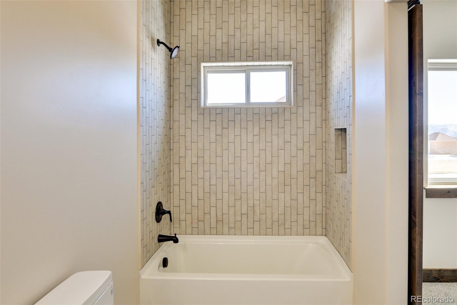 15611 Paintbrush Street