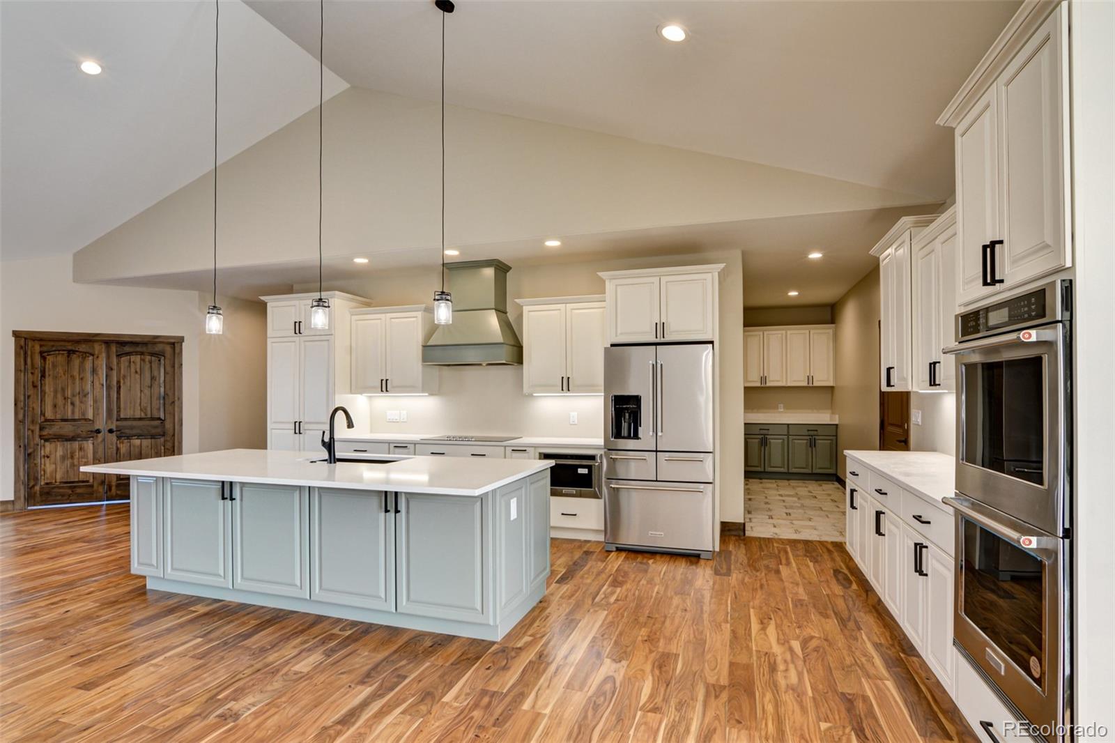 15611 Paintbrush Street