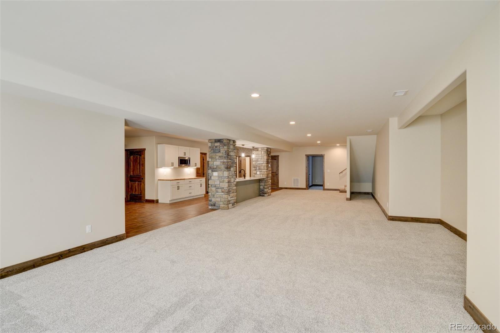 15611 Paintbrush Street