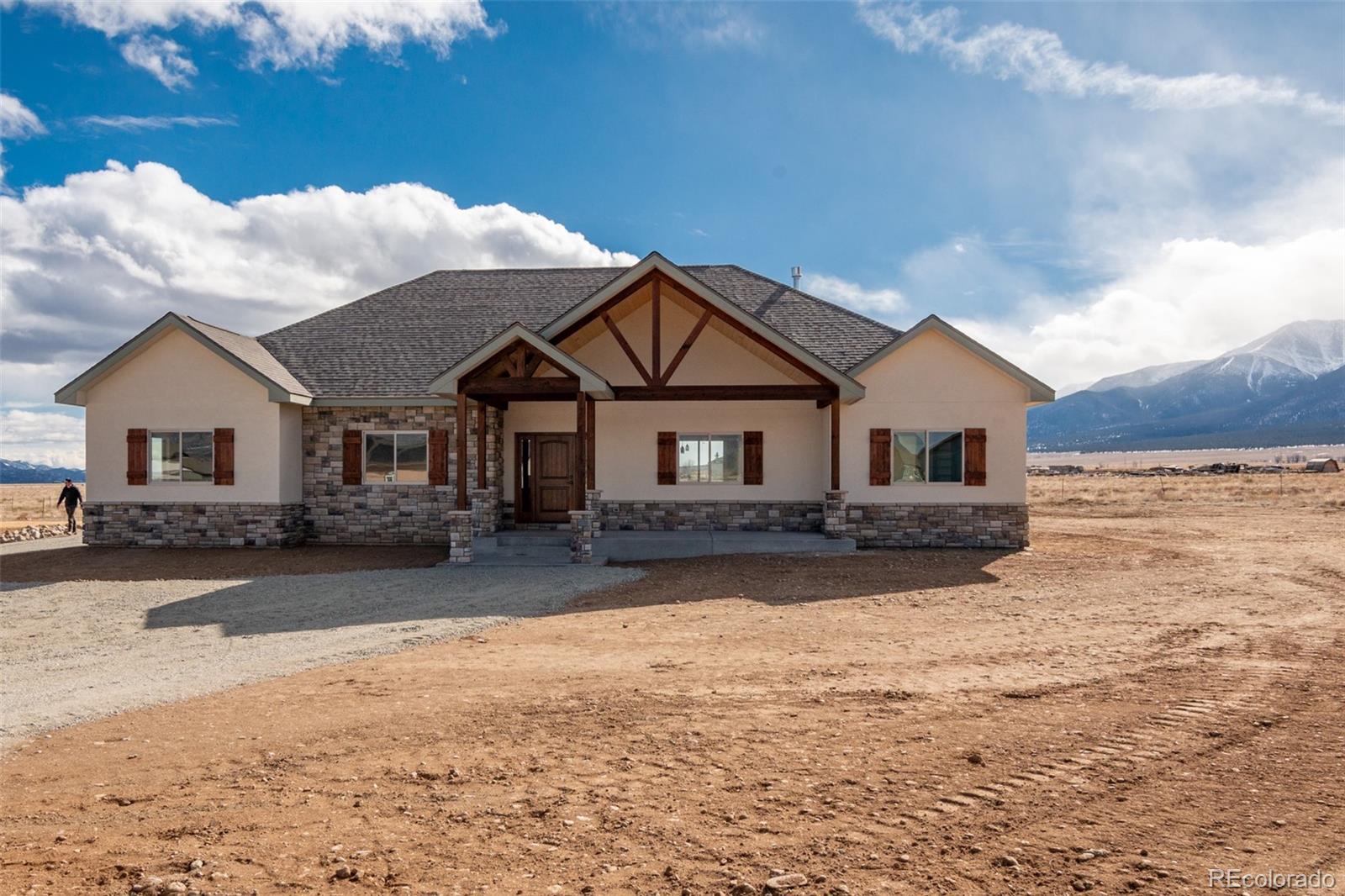 15611 Paintbrush Street