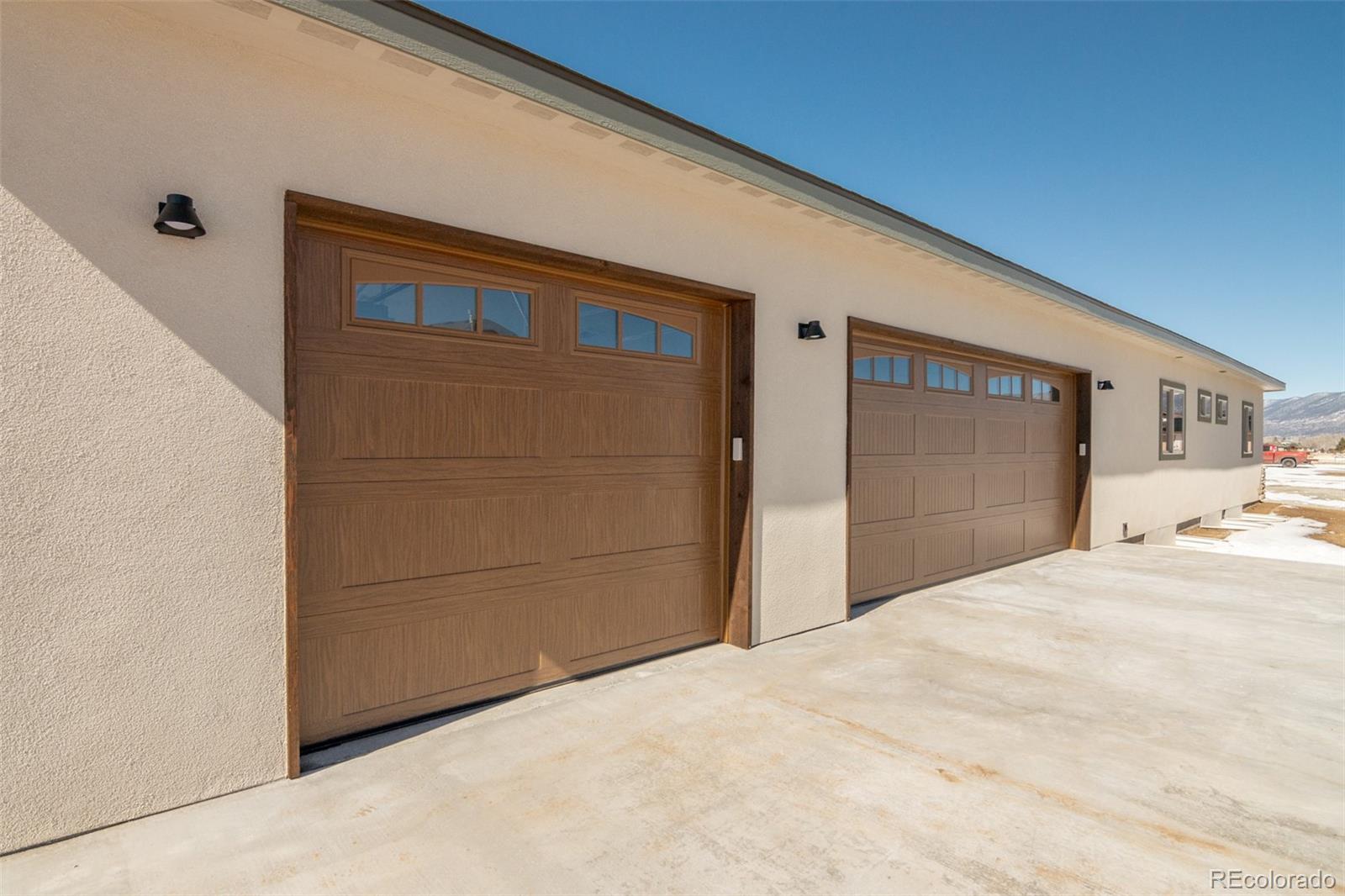 15611 Paintbrush Street