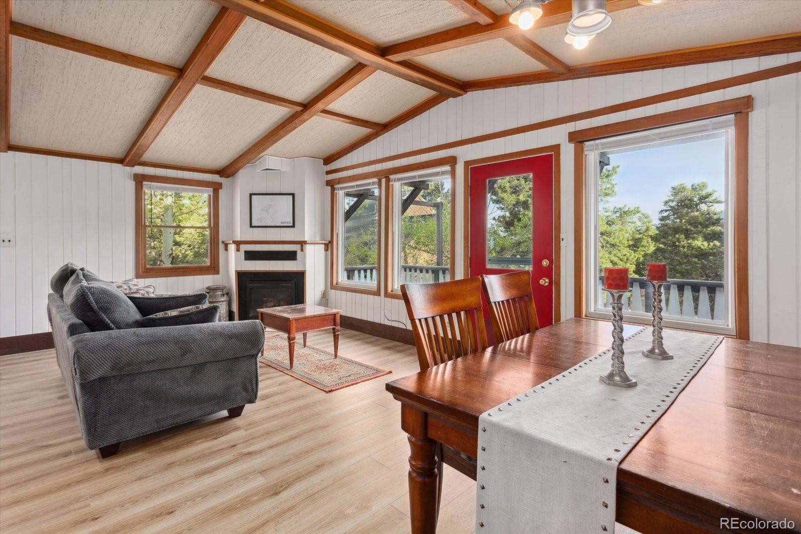 18280 Alta Vista Drive