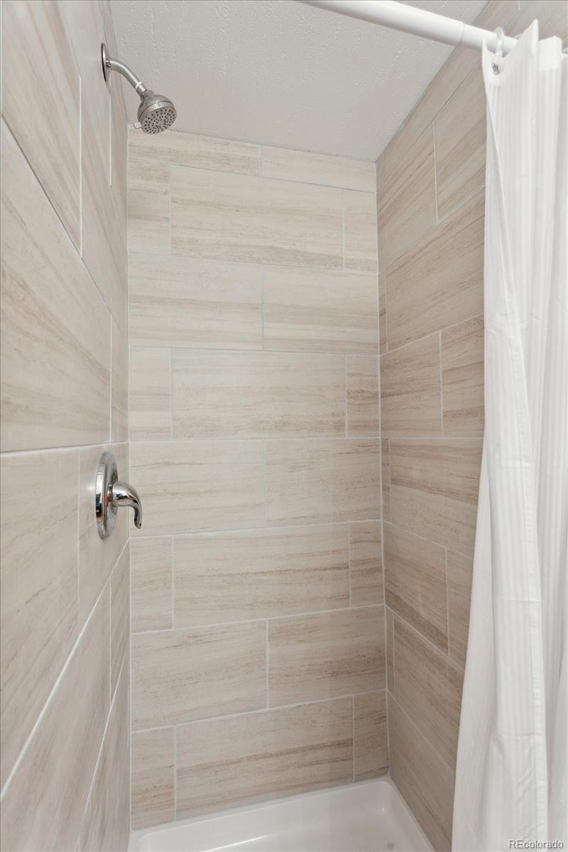 18280 Alta Vista Drive