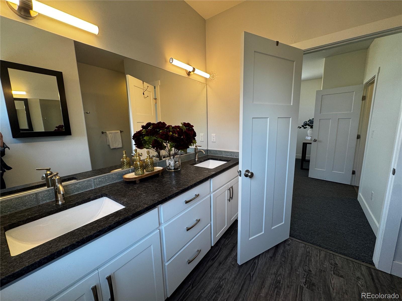 129 Red Tail Boulevard