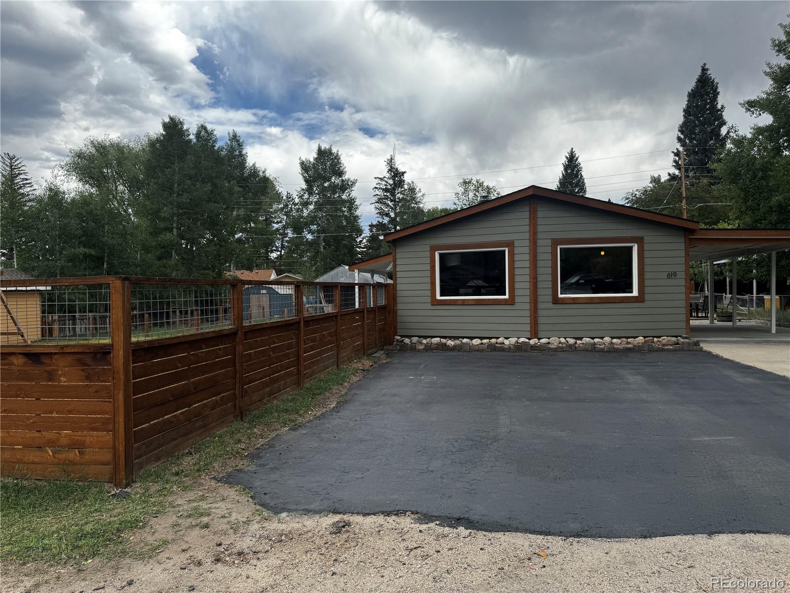 619 James Place