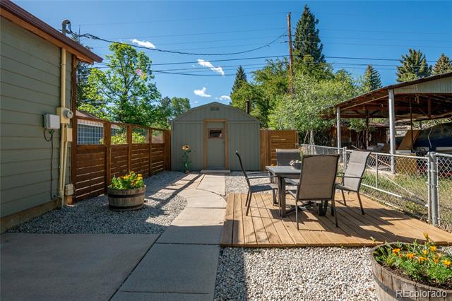619 James Place