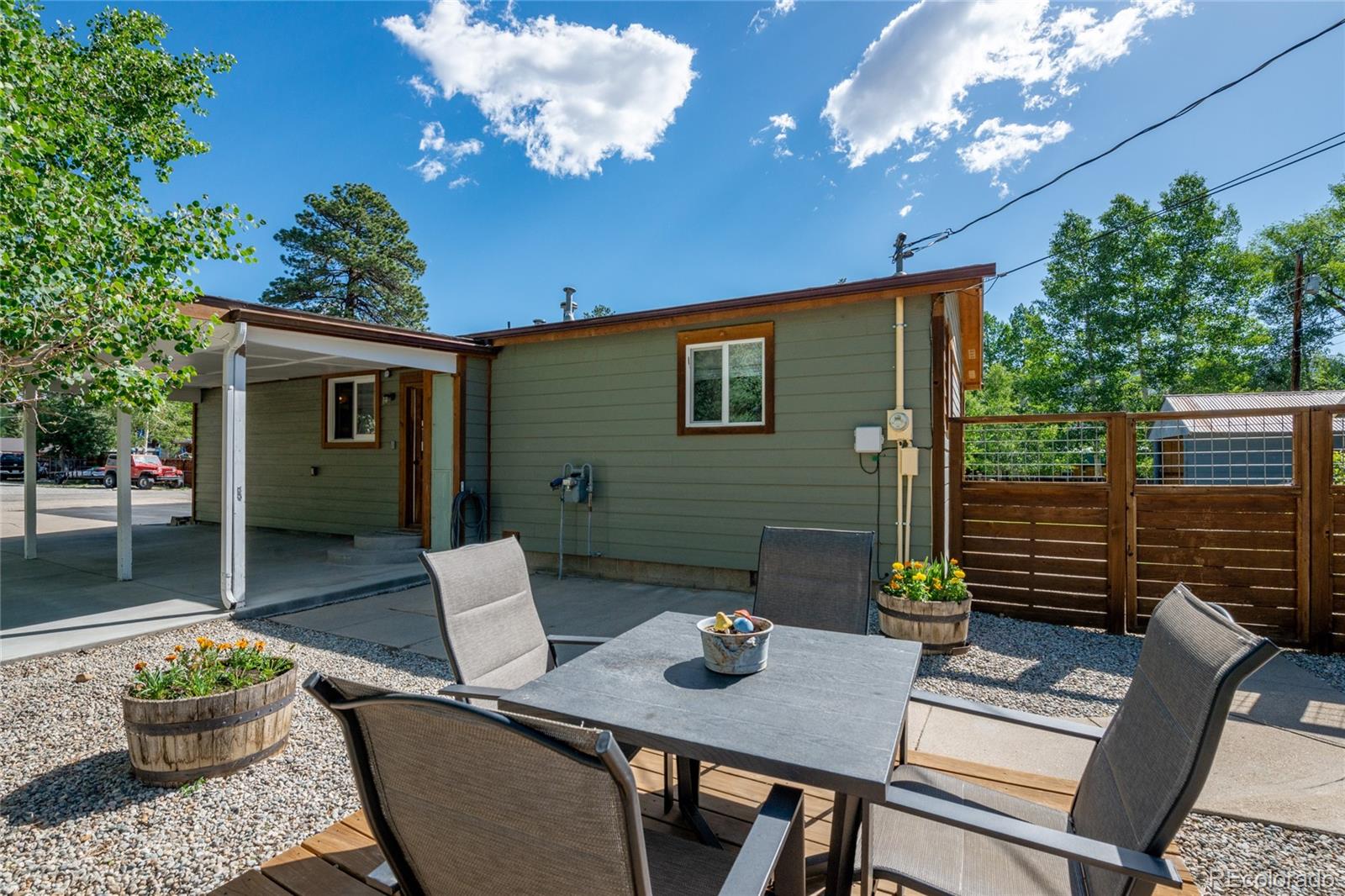 619 James Place