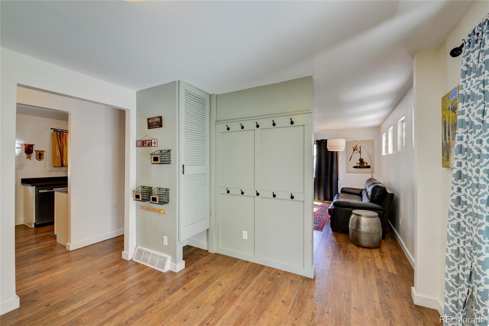 619 James Place