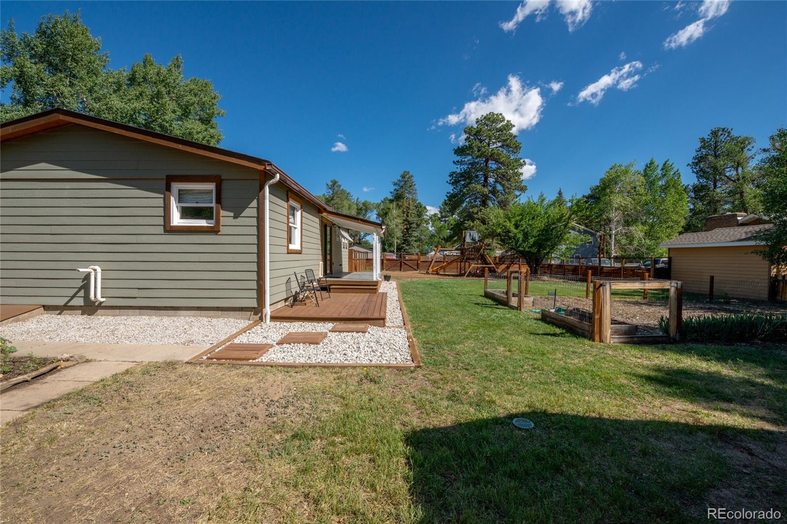 619 James Place