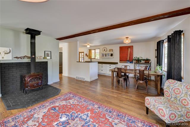 619 James Place