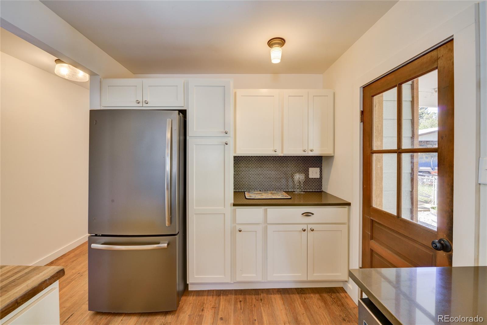 619 James Place