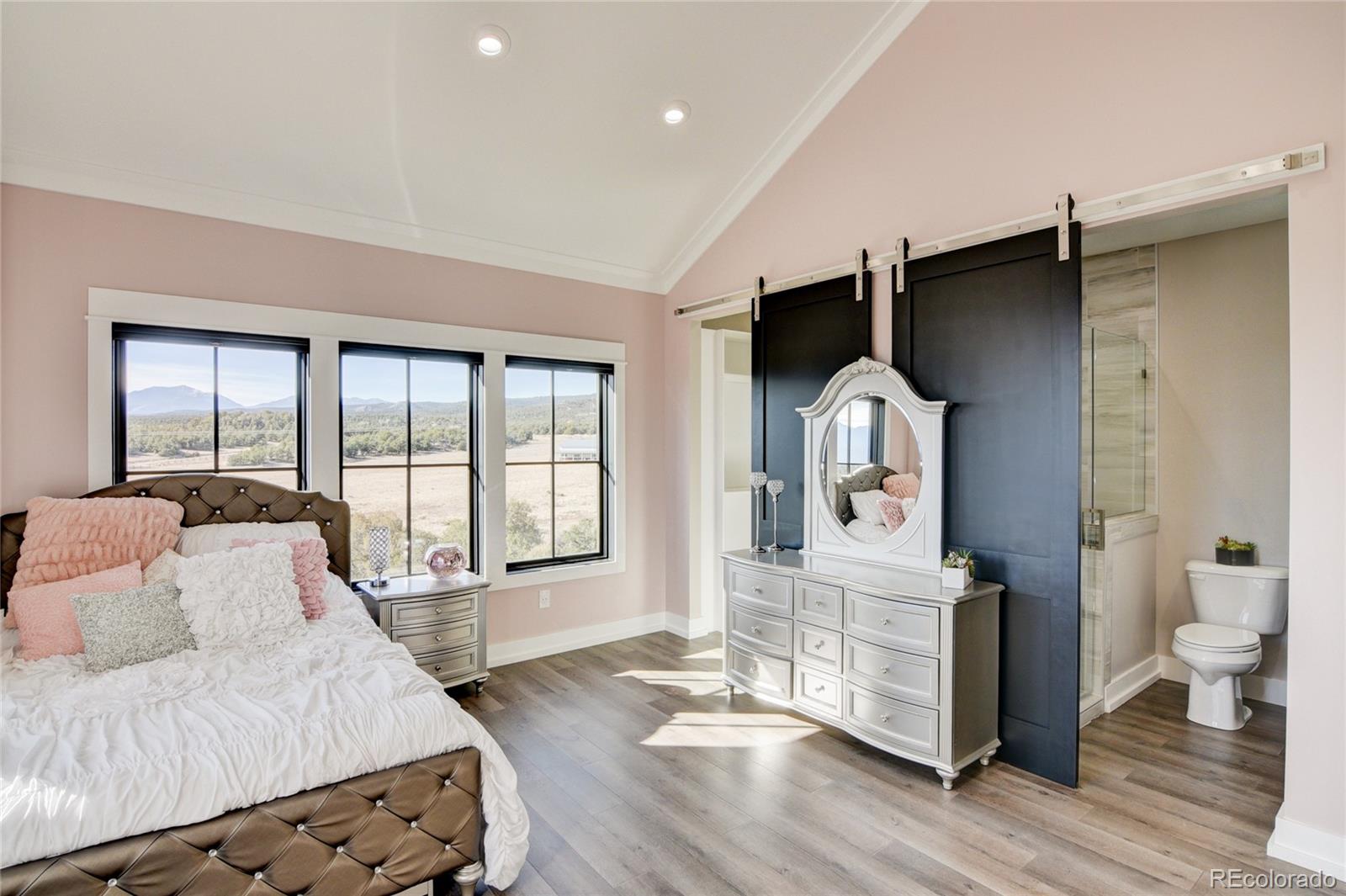 11905 Highland Circle