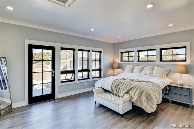 11905 Highland Circle