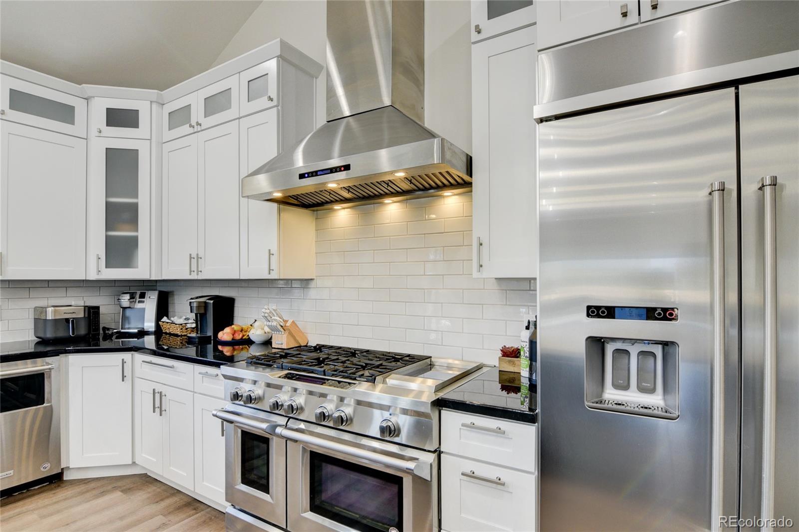 11905 Highland Circle