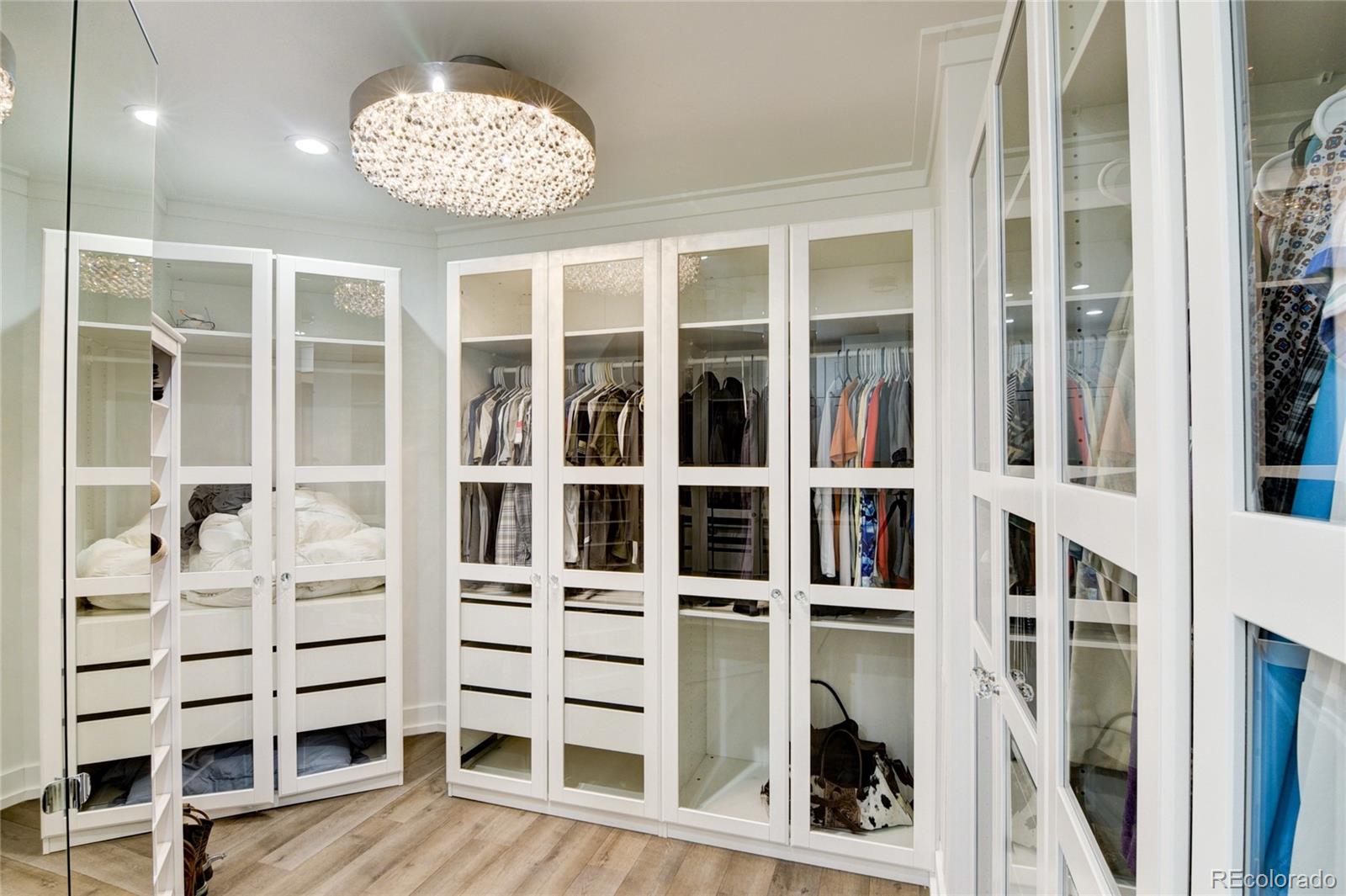 11905 Highland Circle