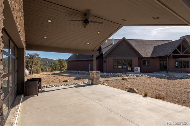 11905 Highland Circle