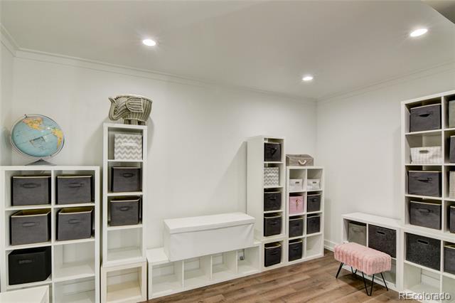 11905 Highland Circle