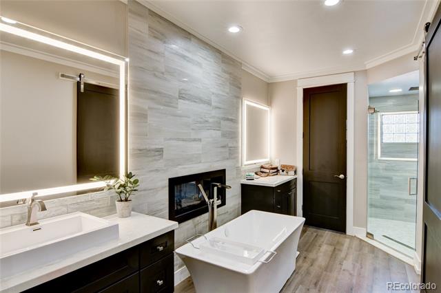 11905 Highland Circle