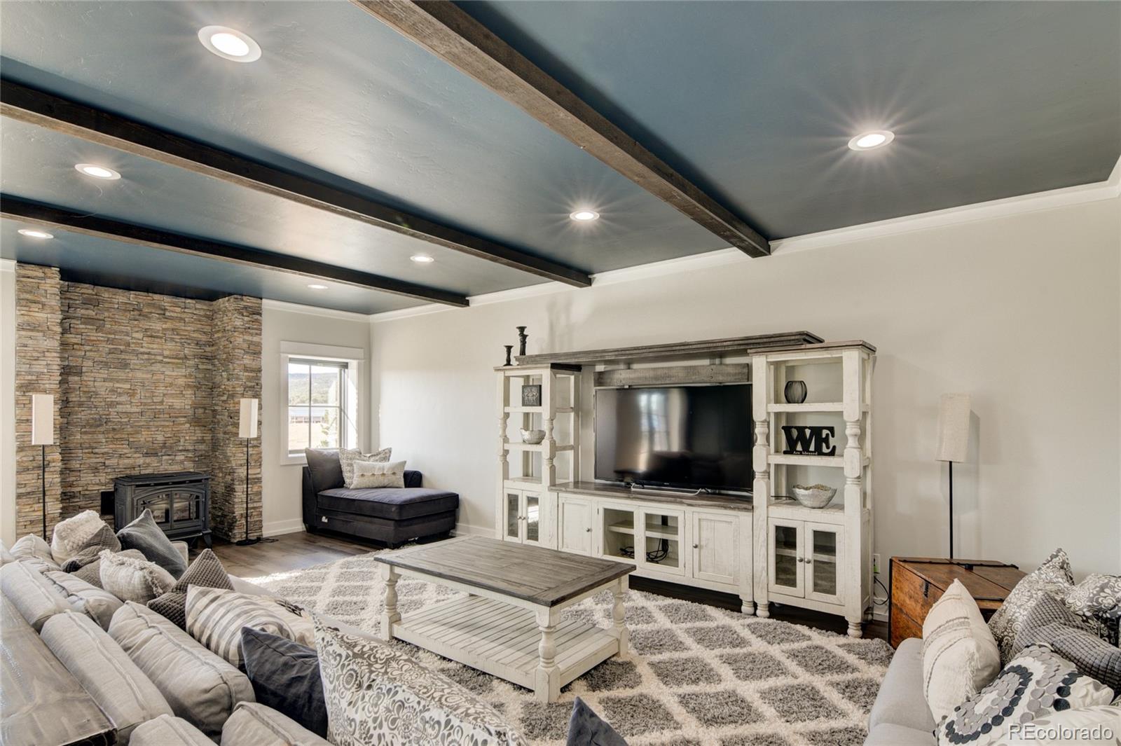 11905 Highland Circle