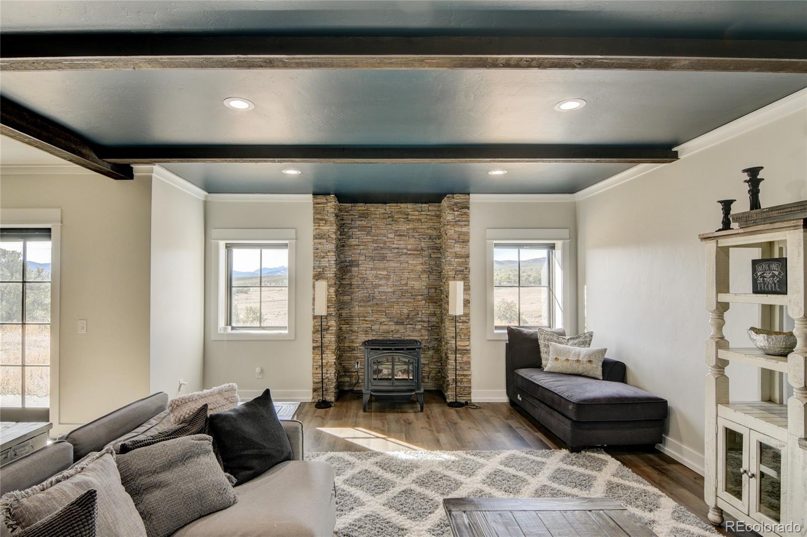 11905 Highland Circle