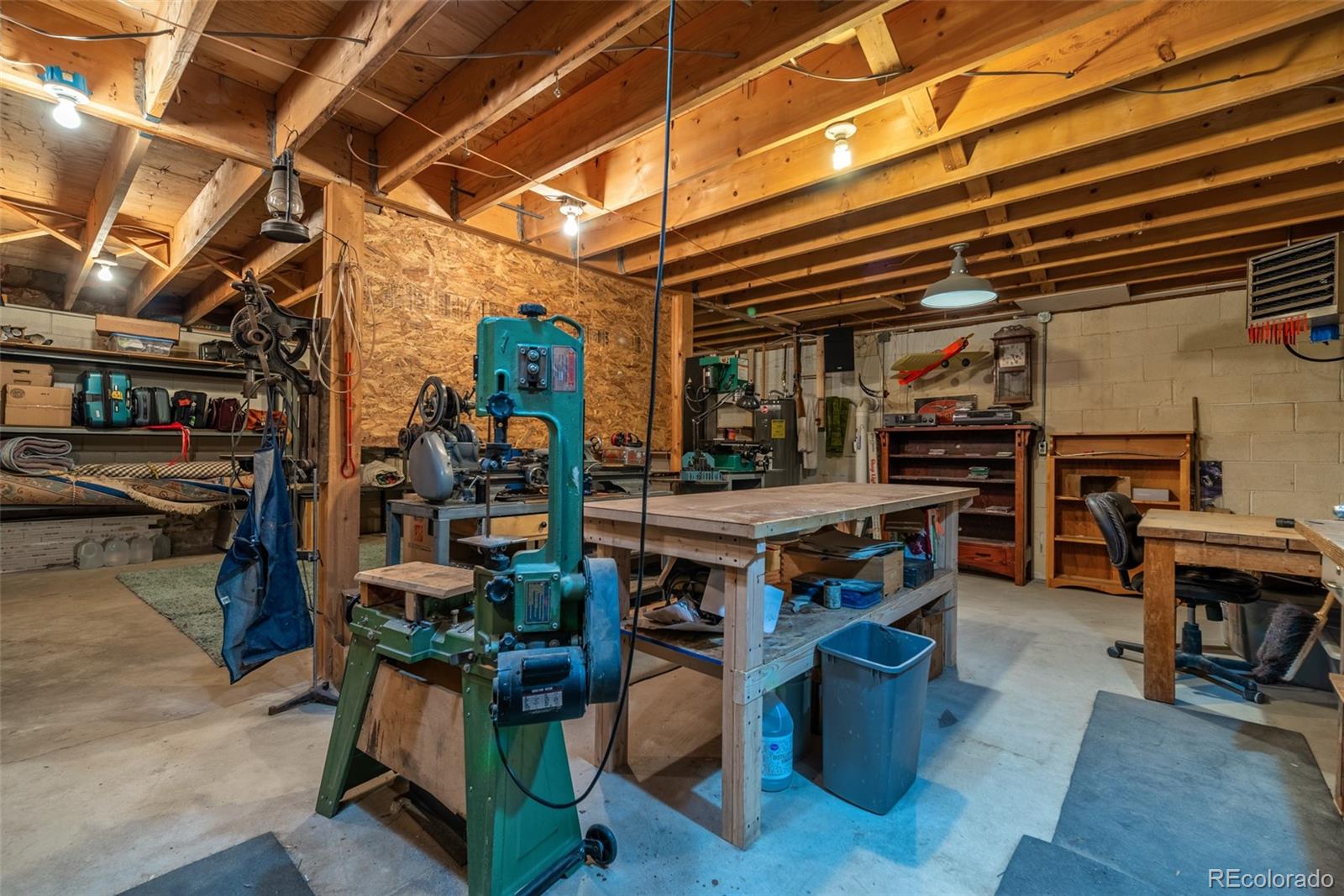 33608 Bobcat Lane