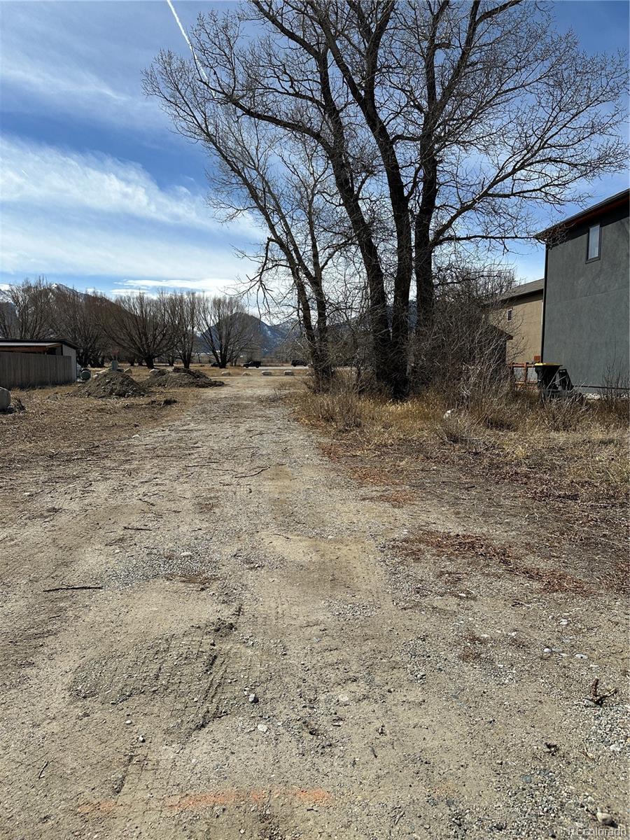 668 S Gunnison Avenue