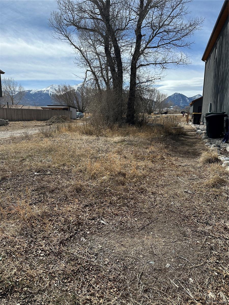 668 S Gunnison Avenue