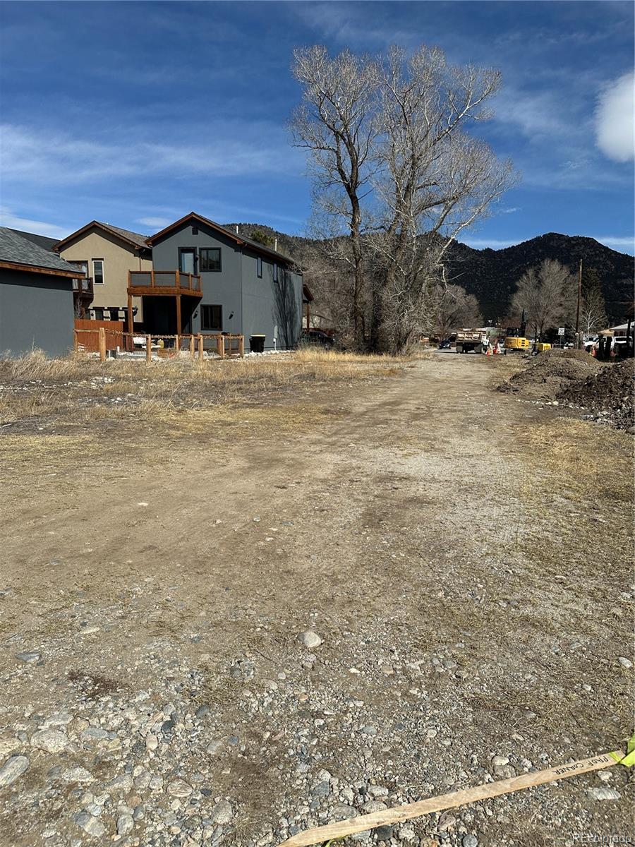 668 S Gunnison Avenue