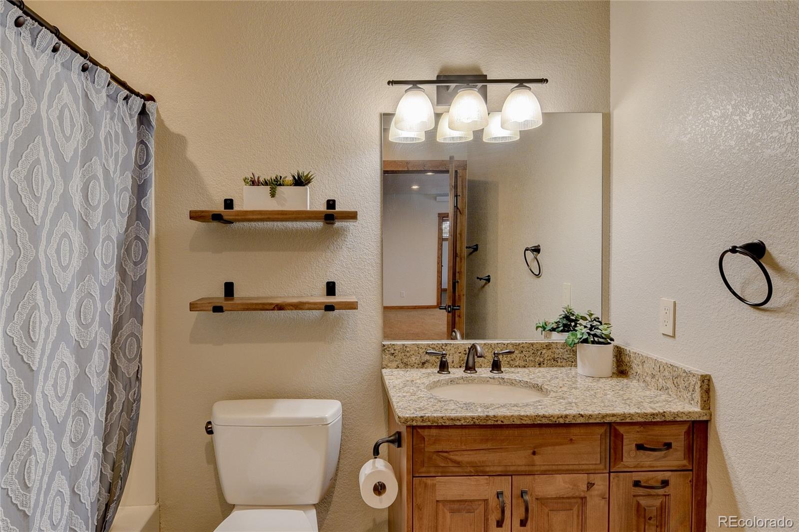 30220 Columbia Point